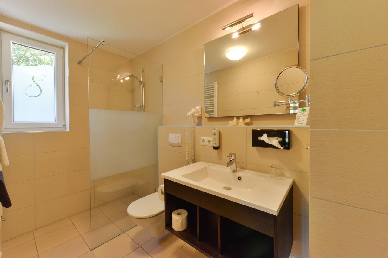 Schade'S Wohlfuehlhotel Selb Luaran gambar